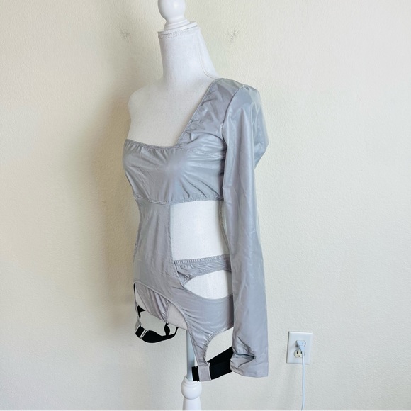 NWT Dolls Kill Reflective Strappy Cutout Garter Bodysuit With Panty Rave Set - Picture 5 of 13
